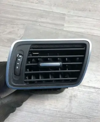 Volkswagen PASSAT B7 Dashboard side air vent grill/cover trim 3AB819701A 6C22012