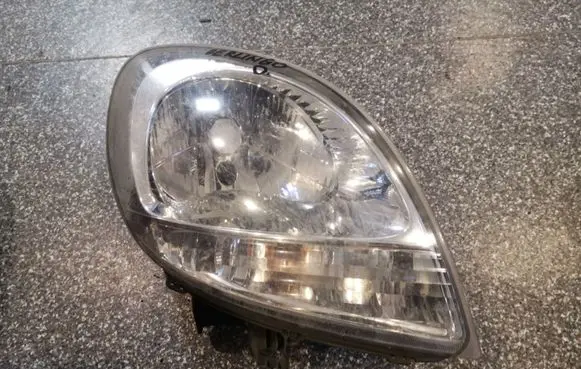 Renault Kangoo I Headlight/headlamp 8200236591