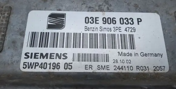 Skoda Fabia Mk1 (6Y) Engine control unit/module ECU 03E906033P 5WP4019605