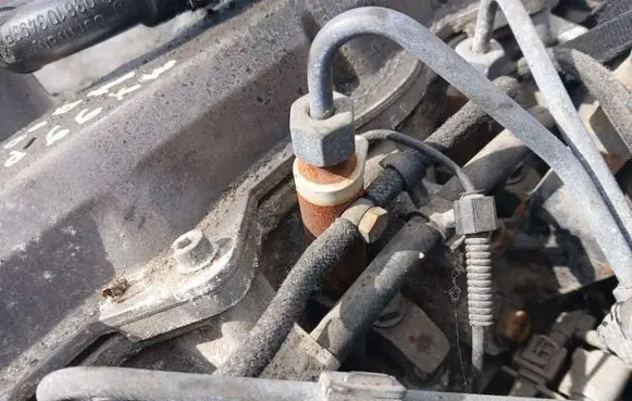 Seat Cordoba (6K) Fuel injector SULAIDU