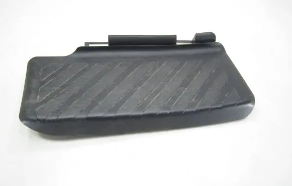 Volkswagen PASSAT B8 Foot area side trim 5Q1864777C