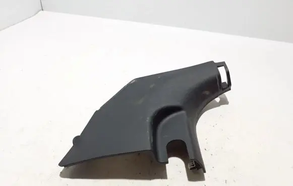 KIA EV6 Front sill trim cover 85823CV000