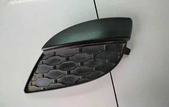 Renault Twingo II Front bumper lower grill