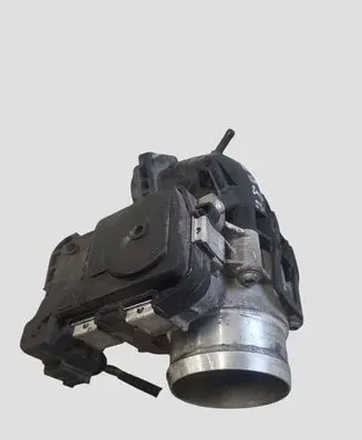 Volkswagen Golf VII Throttle valve 03C129721D
