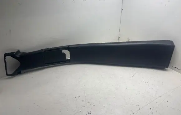 (B) pillar trim (bottom)