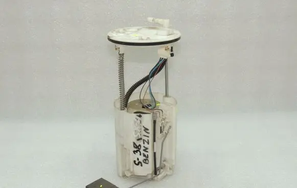 Suzuki SX4 In-tank fuel pump 1510080840