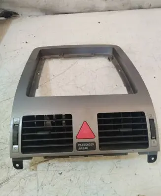 Volkswagen Touran I Dash center air vent grill 1T1819728