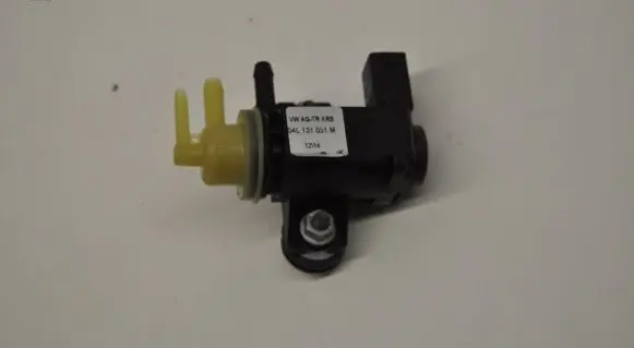 Audi A1 Turbo solenoid valve 04L131051M