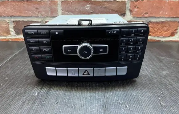 Mercedes-Benz SLK R172 Audio system kit A1729001307 A1729013001 A1669022704