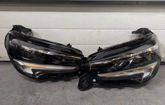 Opel Corsa F Headlights/headlamps set 354261827 354251827