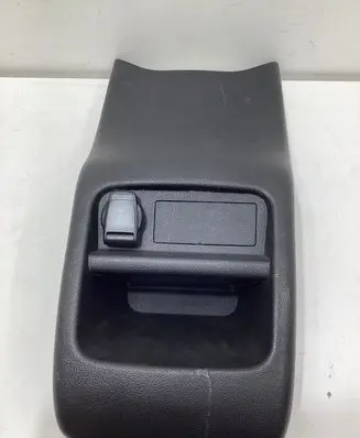 Renault Kadjar Other center console (tunnel) element 969302172R 00231843 00231844