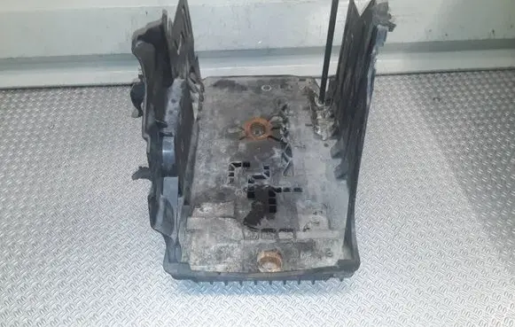 Volvo S80 Battery tray 31201040