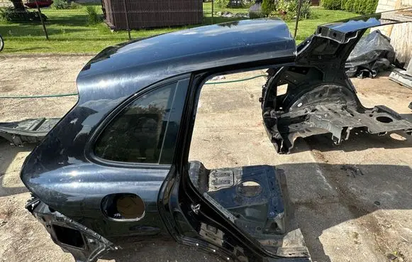 Porsche Cayenne (92A) Rear quarter panel