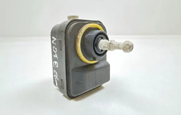 Nissan Note (E11) Headlight level height control switch PA66GF30