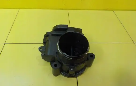 BMW 1 F20 F21 Throttle body valve 862418980 N13B16A