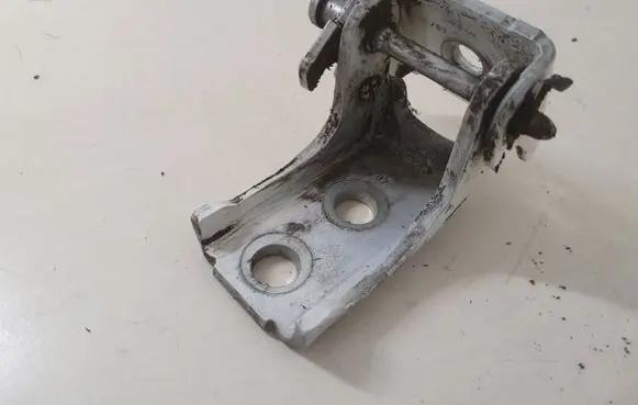 Peugeot Expert Front door upper hinge