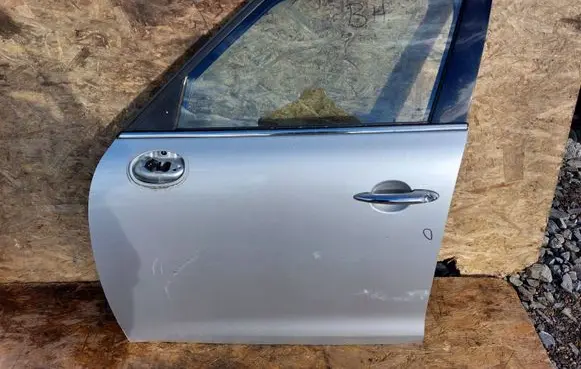 Mini Cooper Countryman R60 Front door
