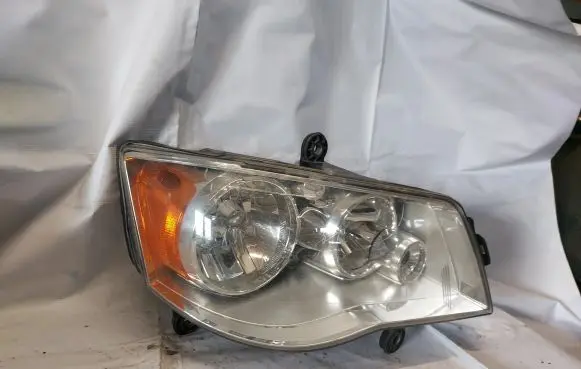 Chrysler Grand Voyager V Headlight/headlamp 03291910