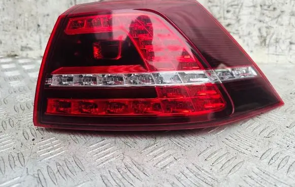 Volkswagen e-Golf Rear/tail lights 5G0945208 81230201