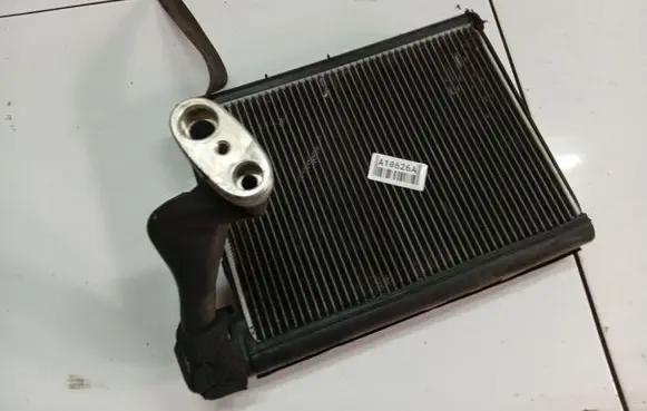 Audi A6 S6 C6 4F A/C cooling radiator (condenser) 