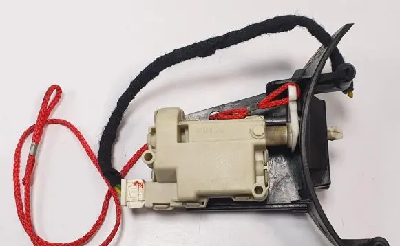 Alfa Romeo 159 Fuel tank cap lock 50501201