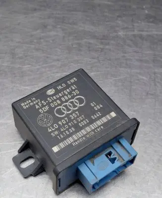 Audi A6 S6 C6 4F Light module LCM 4L0907357 4L0910357