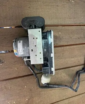 Mercedes-Benz GLS X167 Air suspension compressor/pump A1673202105