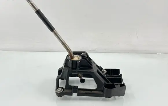 Toyota Aygo AB10 Gear shifter/selector 112101942 335300H010