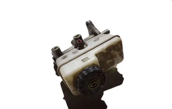 Nissan Pathfinder R51 Master brake cylinder