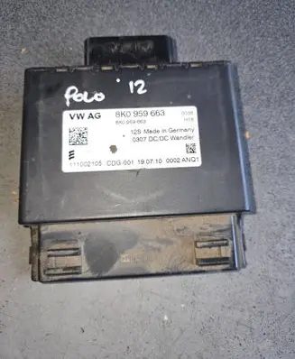 Volkswagen Polo V 6R Other control units/modules 8K0959663 111002105