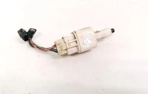Toyota Avensis T250 Brake pedal sensor switch
