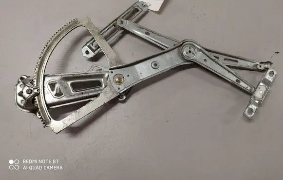 Opel Astra H Front door manual window regulator 90521870