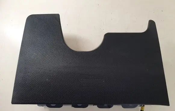 Toyota Urban Cruiser (XP110) Knee airbag 