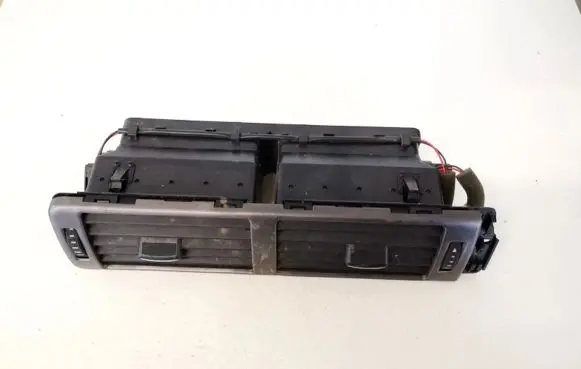 Audi A6 S6 C5 4B Dash center air vent grill 4B1820951