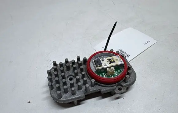 BMW 3 E92 E93 LED ballast control module 707881
