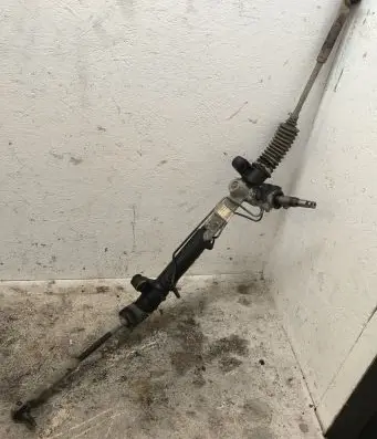 Toyota Avensis T250 Steering rack