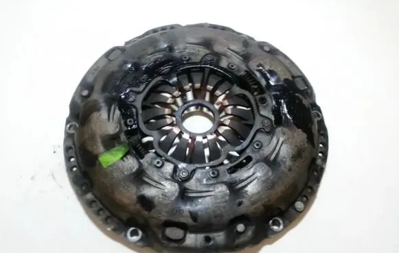 Toyota Corolla Verso AR10 Pressure plate F3712