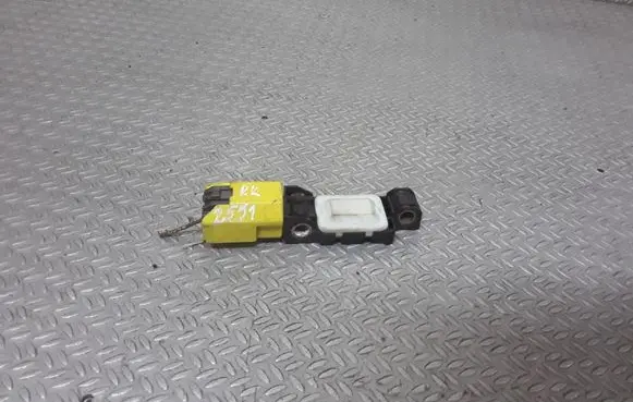 Volkswagen Phaeton Airbag deployment crash/impact sensor 4B0959643E