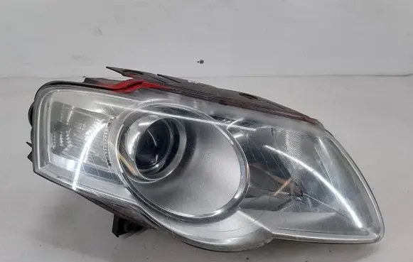 Volkswagen PASSAT B6 Headlight/headlamp 3C0941006Q