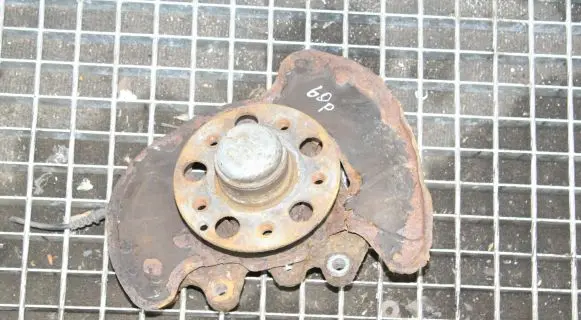 Mercedes-Benz SLK R171 Front wheel hub