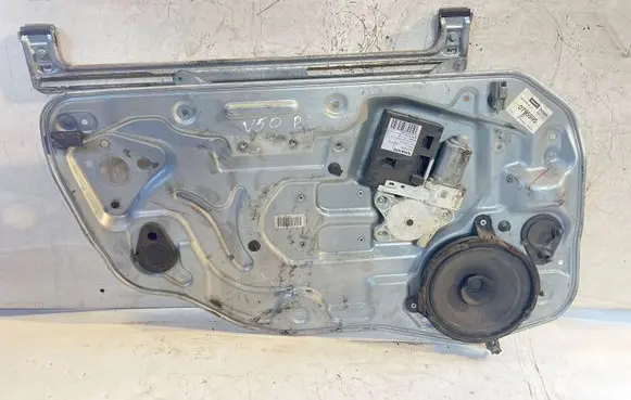 Volvo V50 Sliding door window regulator with motor 8679080