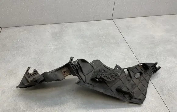 Audi A7 S7 4G Headlight/headlamp mounting bracket 1301073049