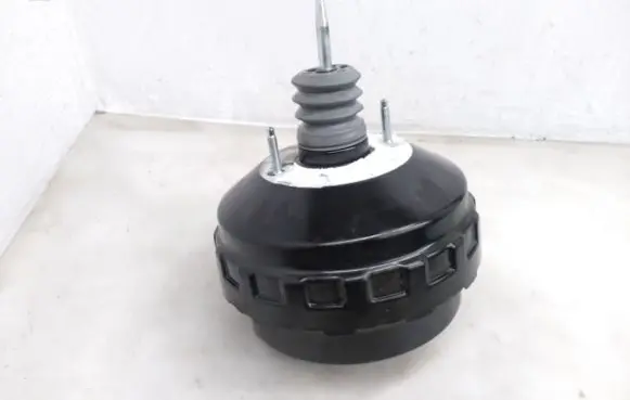 Skoda Karoq Brake booster