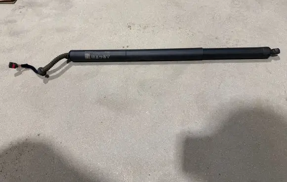 Cupra Formentor Tailgate strut 5FF827851C
