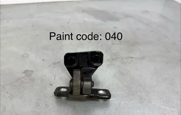 Mercedes-Benz C W205 Rear door upper hinge