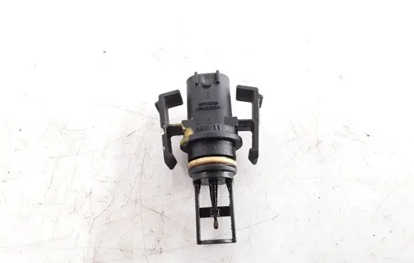 Mercedes-Benz C W204 Intake air temperature sensor A6511530028