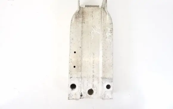 Mercedes-Benz E W212 Front bumper shock/impact absorber A2126200895
