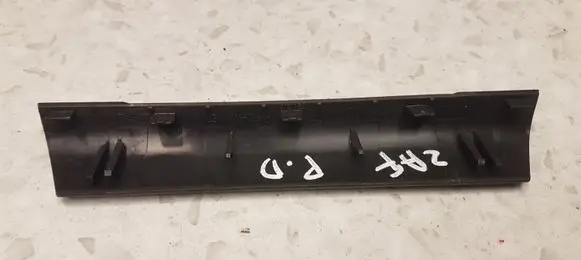 Opel Zafira B Other front door trim element 331985437