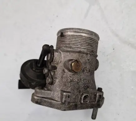 Audi A4 S4 B6 8E 8H Throttle body valve 8E0145950C