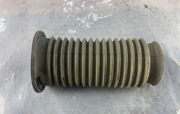 Opel Corsa D Front shock absorber dust cover boot 55700767 5570076796